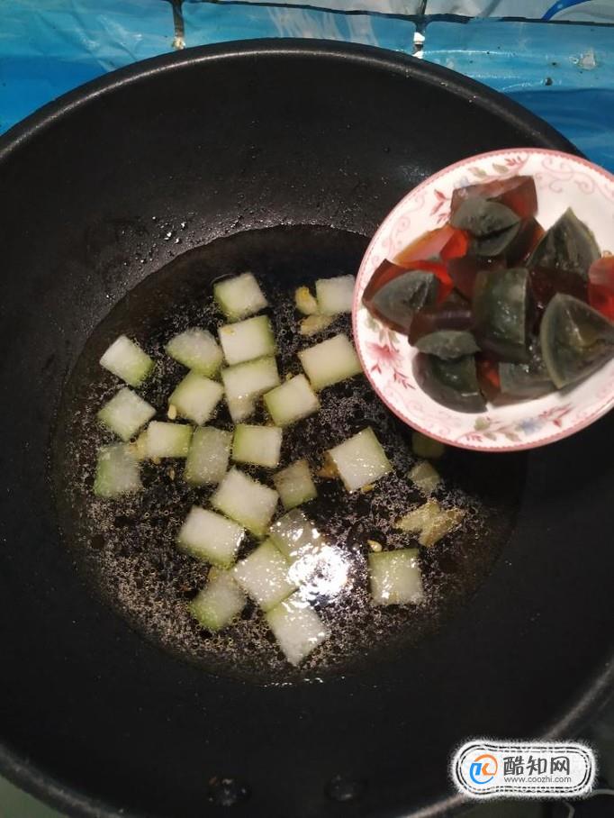 怎样做美味的冬瓜皮蛋汤？