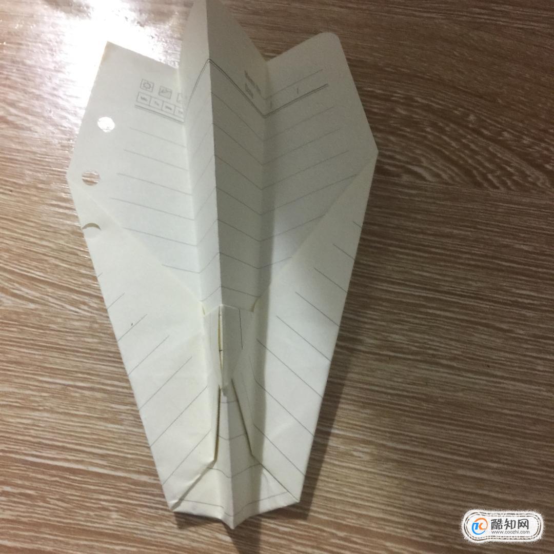 怎么折纸飞机飞的最远