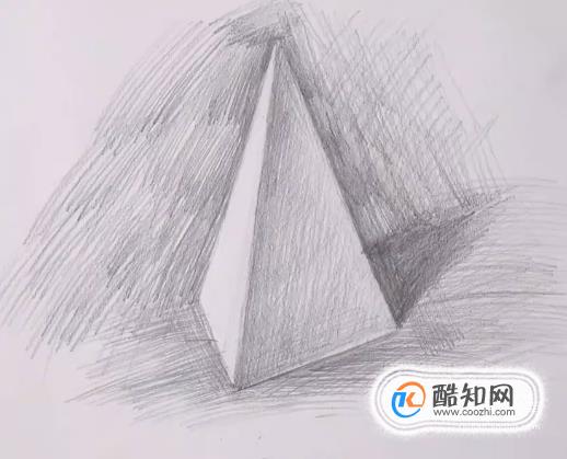 三棱锥石膏几何体的素描画法